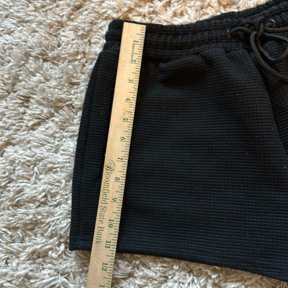 Native Language Clothing Waffle Shorties Shorts Women's Black - size Large - Picture 8 of 9